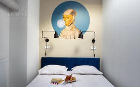 Blue Blood - Spacious 11-Guest Riverside Stay By Fragola Apartments